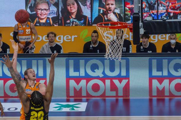 明显偏差 明显偏差