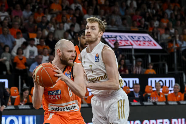 快乐男孩 快乐男孩